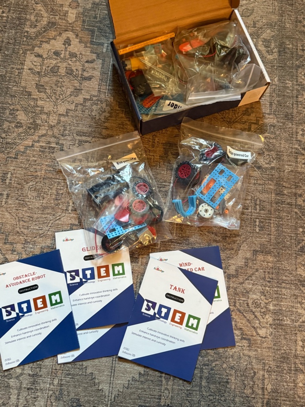 BeAndge Kids Electric Robot Kits - 5ct for 6+ ages - Picture 2 of 7